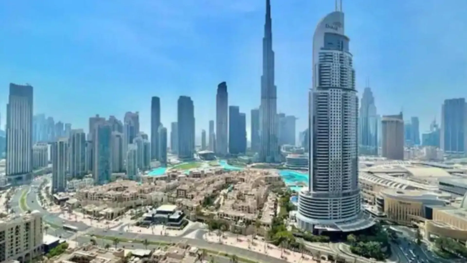 Lux 2Br Downtown - Burj-Fountain View - Pool -Gym Apartment Dubai