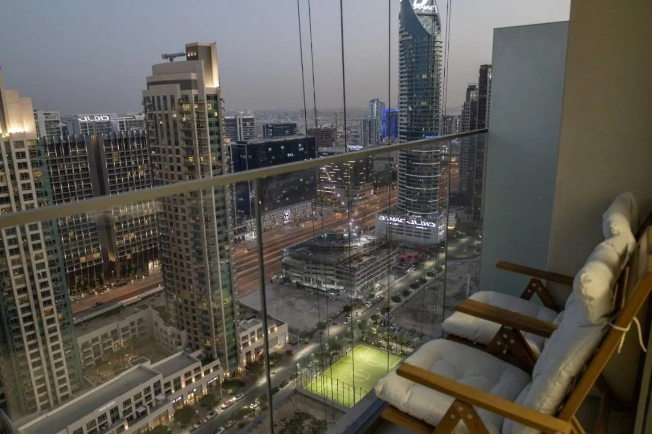 Lux 2Br Downtown - Burj-Fountain View - Pool -Gym Apartment Dubai