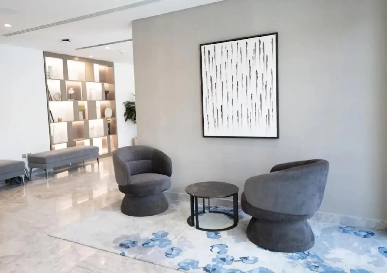 Lux 2Br Downtown - Burj-Fountain View - Pool -Gym Apartment Dubai