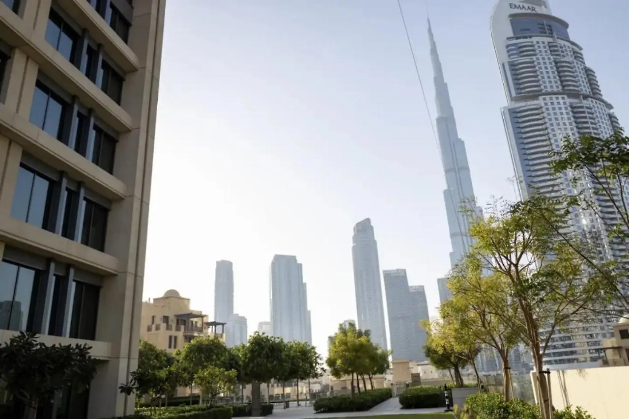 Lux 2Br Downtown - Burj-Fountain View - Pool -Gym Apartment Dubai 0*,