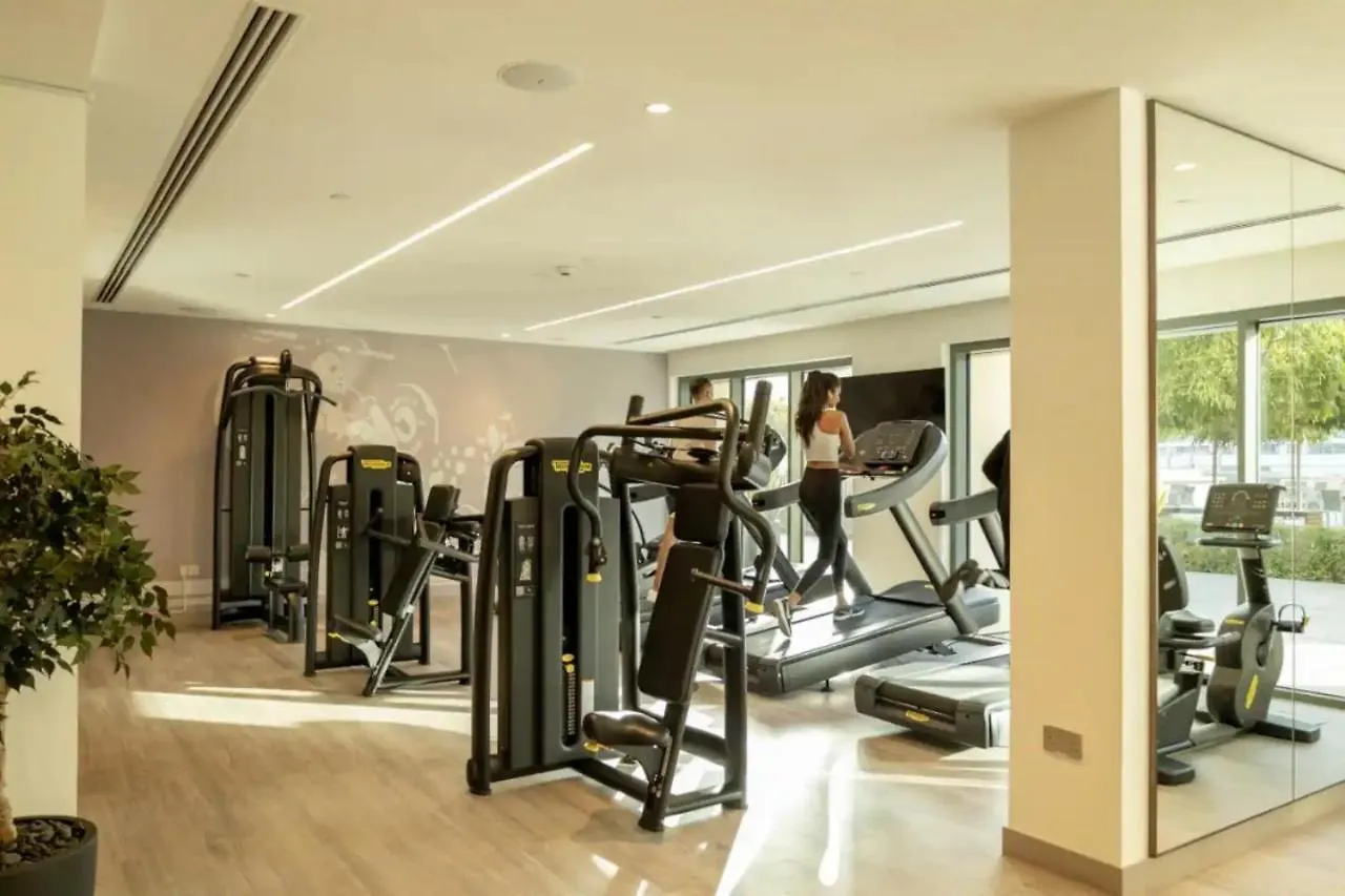 Lux 2Br Downtown - Burj-Fountain View - Pool -Gym Apartment Dubai